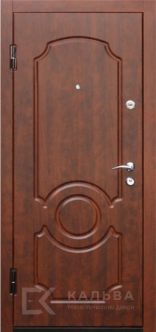 Фото №2 «Металлическая дверь орех резная снаружи для частного дома №78»