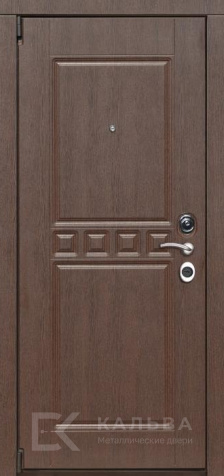 Фото №2 «Железная дверь для квартиры белая и тёмный орех №557»